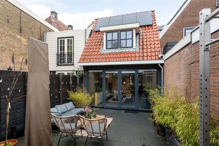 Bekijk foto 17 van Leeuweringerstraat 39