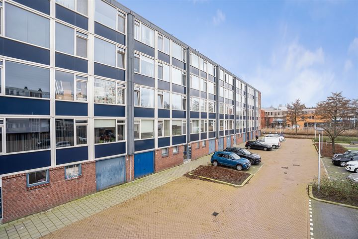 Bekijk foto 30 van Albert Cuypstraat 61