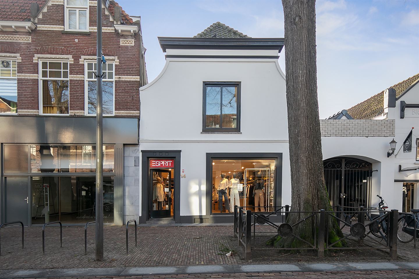 Bekijk foto 1 van Dorpsstraat 14