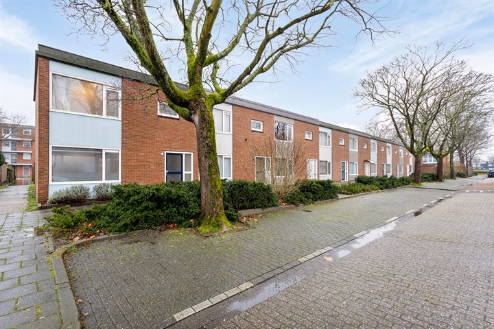 View photo 2 of P.C. Hooftstraat 17