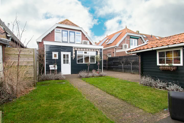 Bekijk foto 4 van Emmastraat 4
