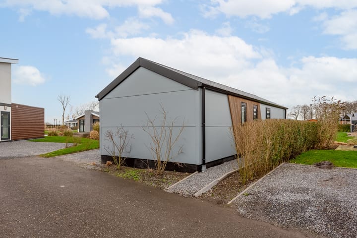 Photo 26 of Burgemeester Dalenbergstraat 50-811A