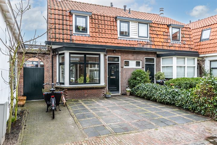 Bekijk foto 1 van Hellingstraat 39