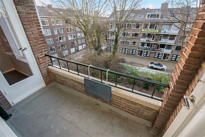 Bekijk foto 4 van Huis te Landelaan 300