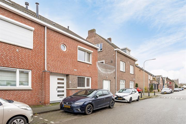 Bekijk foto 35 van Mathijs Heugenstraat 23-B