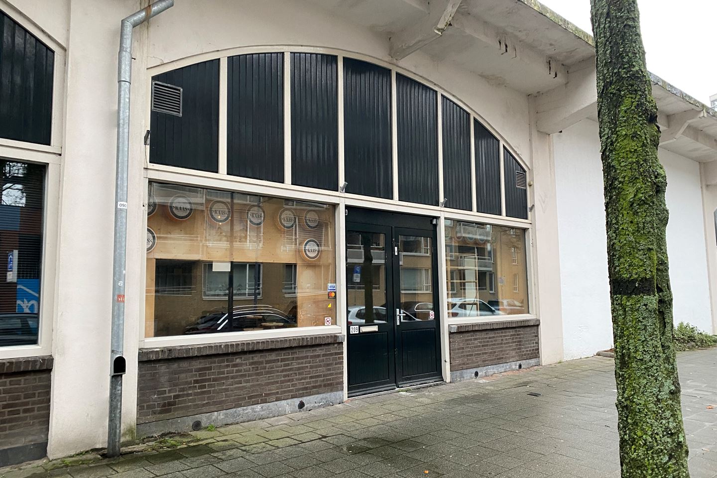 Bekijk foto 2 van Voorburgstraat 209