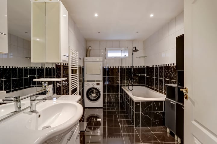 Photo 19 of Molendijk 42-A