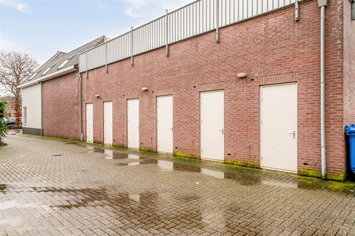 Bekijk foto 22 van Spoorstraat 8-F