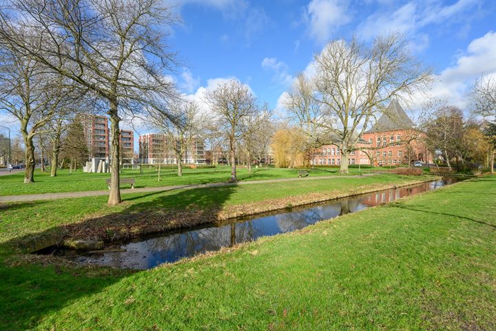 Bekijk foto 3 van Koningin Wilhelminalaan 20