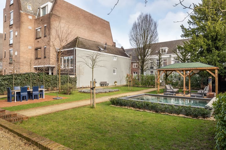 Foto 77 van Meerten Verhoffstraat 5