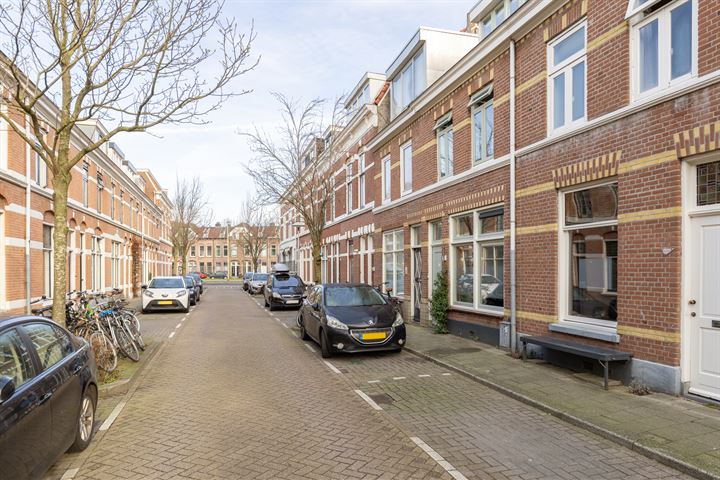 Bekijk foto 36 van Balistraat 10