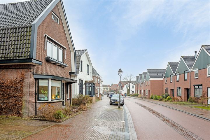 Bekijk foto 33 van Ootmarsumsestraat 82