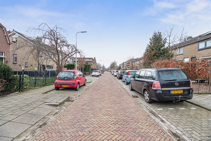 View photo 40 of Goudenregenstraat 120