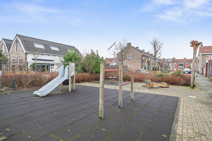 Bekijk foto 44 van Goudenregenstraat 120