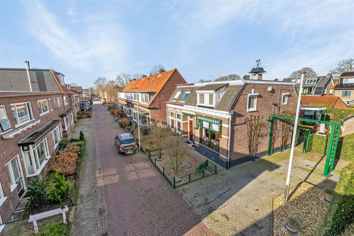 Bekijk foto 37 van Bloemstraat 26