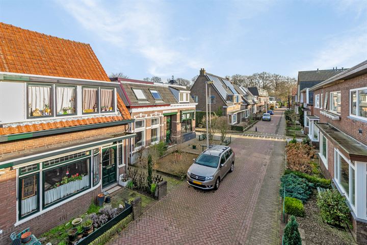 Bekijk foto 41 van Bloemstraat 26