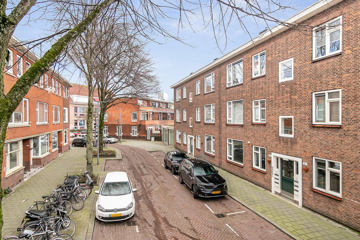 Bekijk foto 36 van Voetjesstraat 26-A