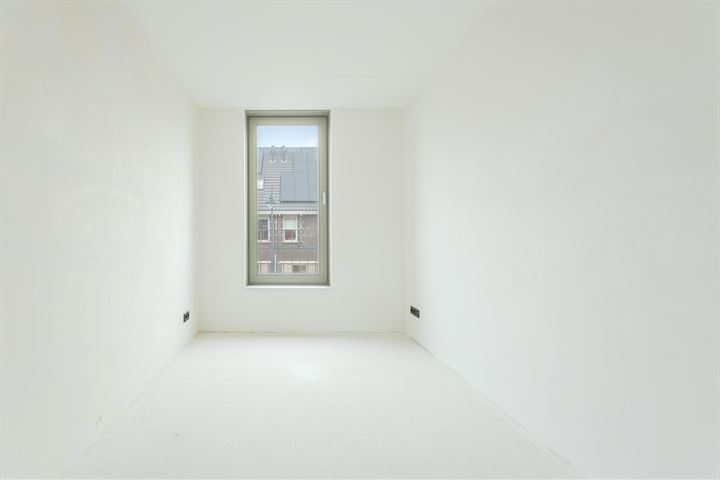 View photo 27 of dr. Henriette Boasstraat 2-+GARAGE