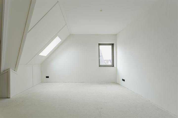 View photo 33 of dr. Henriette Boasstraat 2-+GARAGE