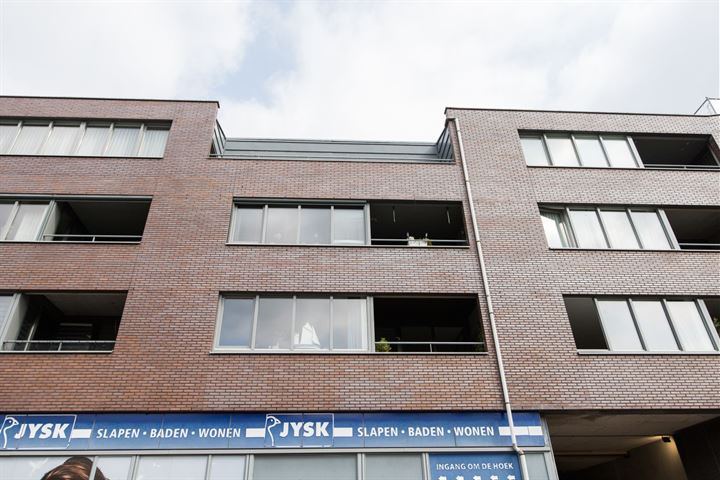 Bekijk foto 3 van Zeeuwsestraat 6