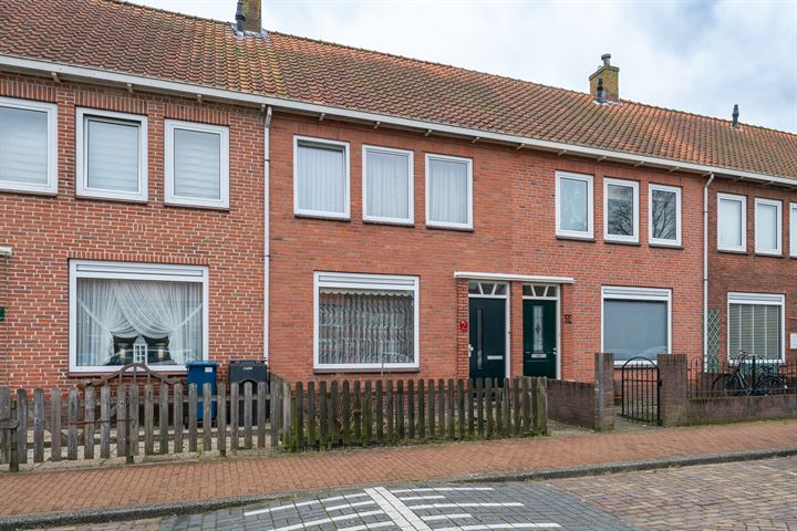 Bekijk foto 26 van De Ruijterstraat 45