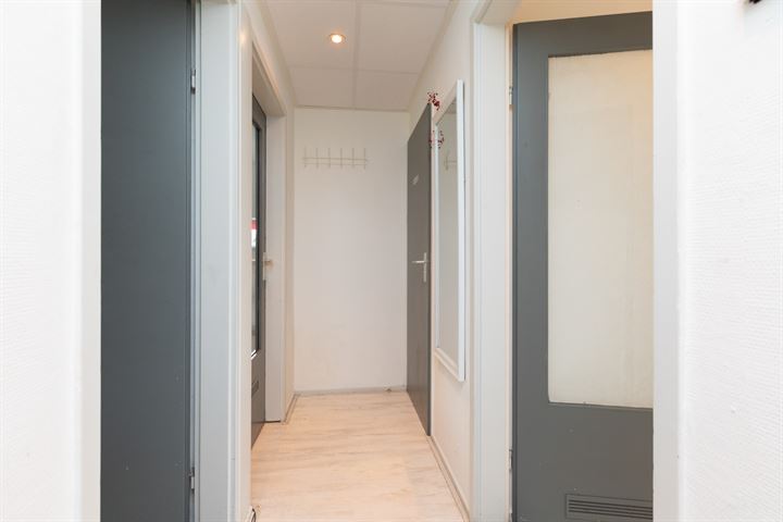 Bekijk foto 10 van Scherhemstraat 61