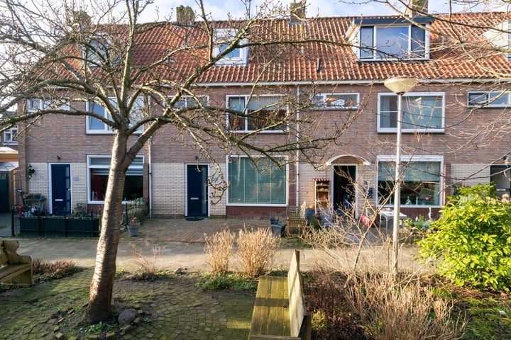 Bekijk foto 1 van Hubrechtstraat 28