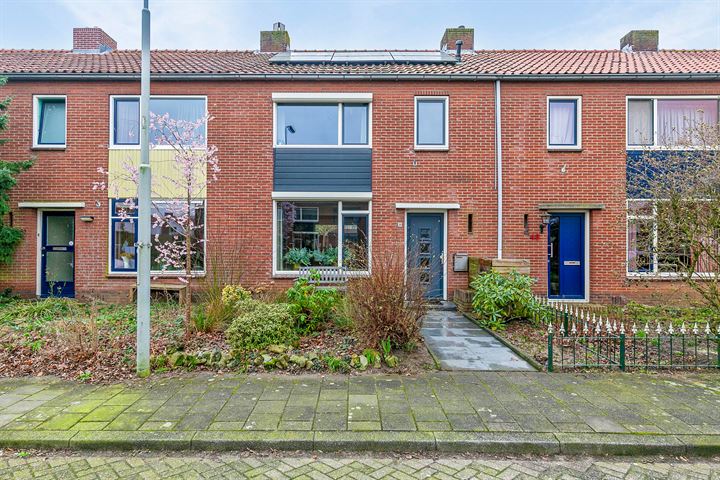 Bekijk foto 5 van Dr. A.R. Holstraat 50