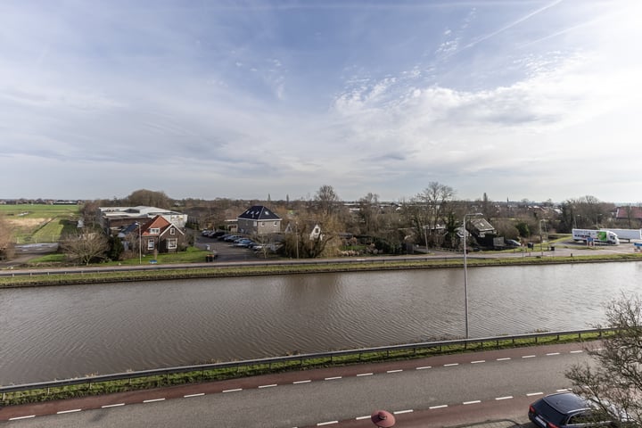 Bekijk foto 48 van Beukenpad 37