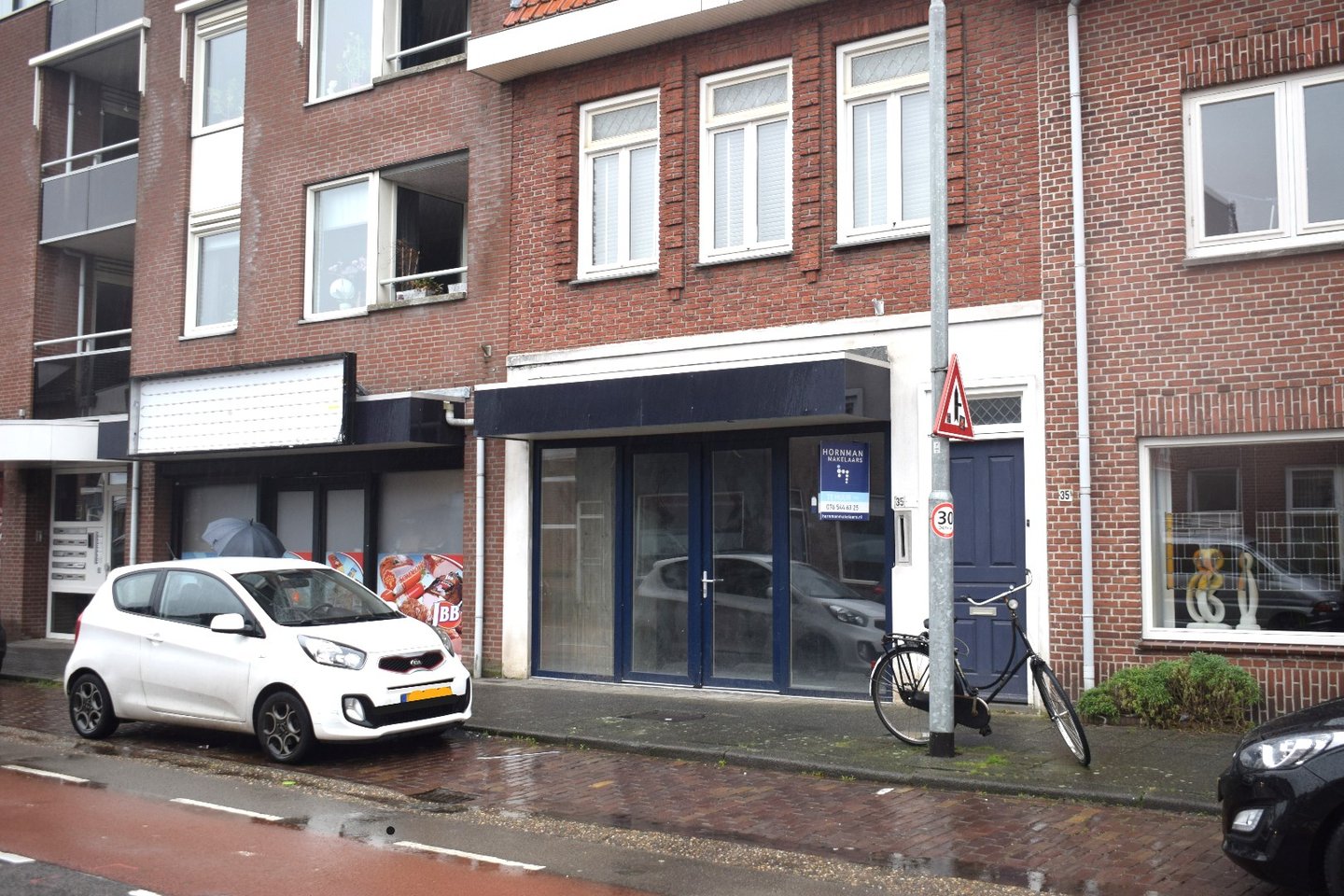 Bekijk foto 1 van Generaal Maczekstraat 35-A