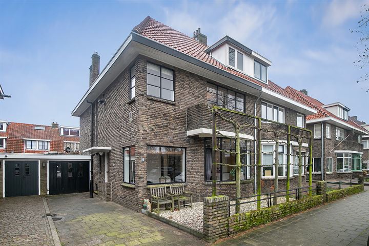 Bekijk foto 1 van Hendrik van Viandenstraat 18