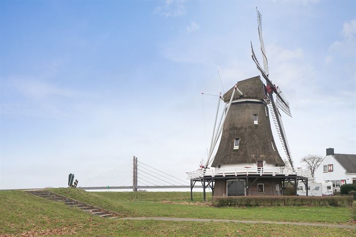 Bekijk foto 43 van Hendrik van Viandenstraat 18