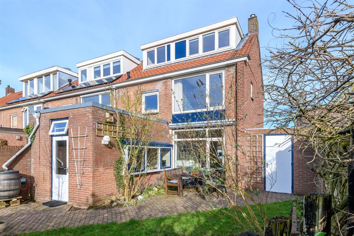 Bekijk foto 17 van Pastoor van Blitterwijckstraat 9