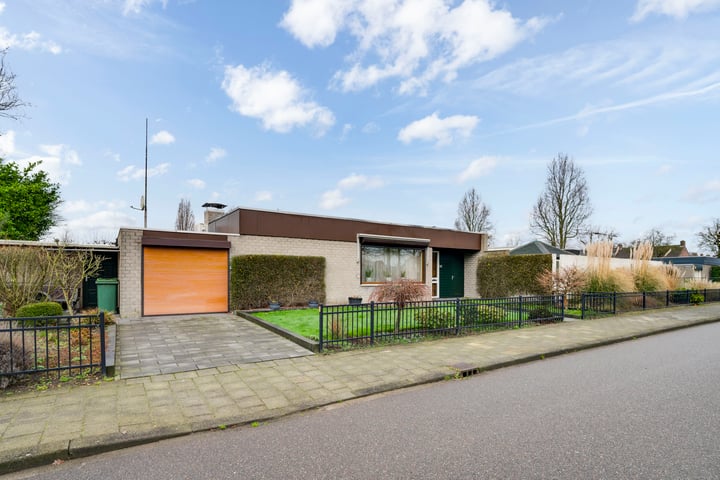 Bekijk foto 4 van Thornstraat 173