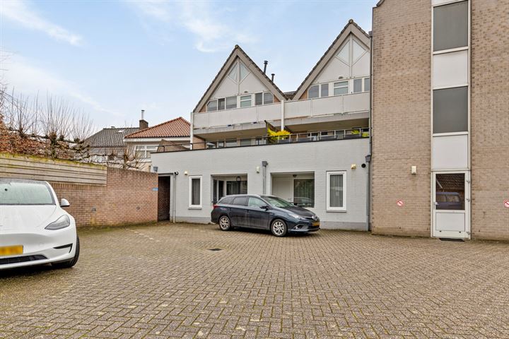 View photo 32 of Joannes Lenartzstraat 10-A