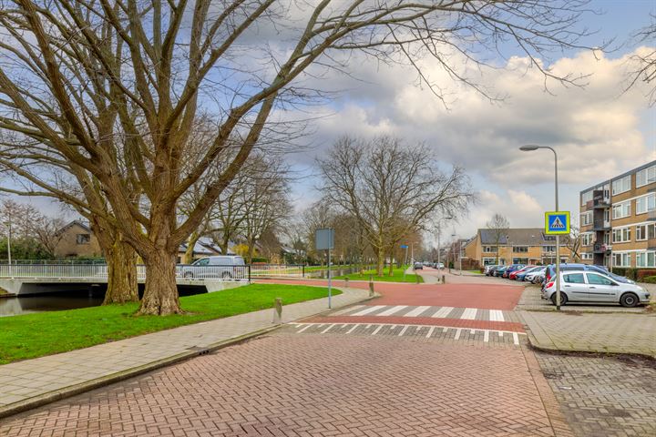 Bekijk foto 39 van Dokter W.M. Blomsingel 9-C