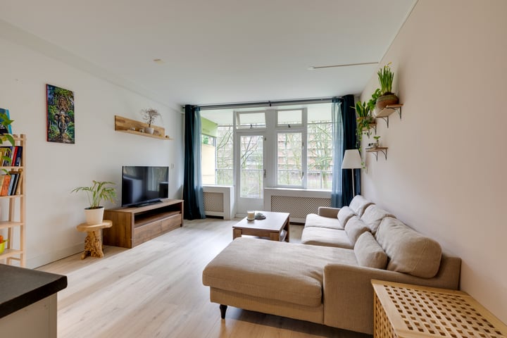 Bekijk foto 2 van Oostervenne 206-A