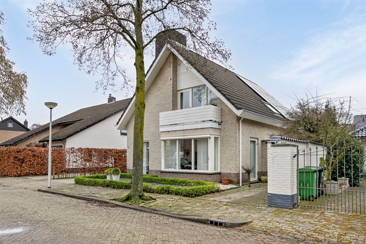 Bekijk foto 45 van Schout Colffstraat 7