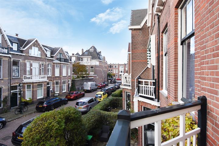 Bekijk foto 32 van Bentinckstraat 137