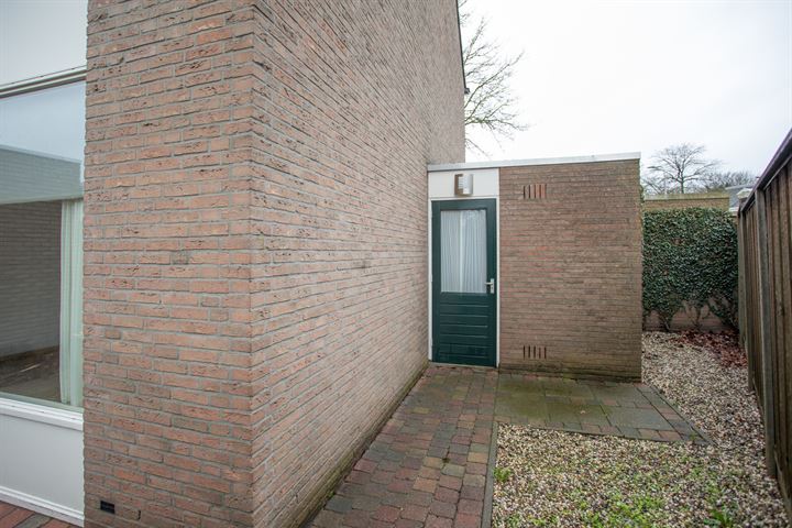 View photo 25 of Rohofstraat 111