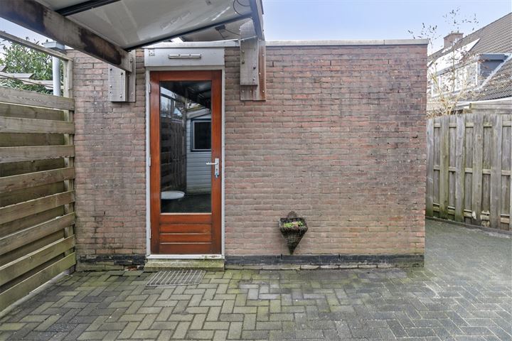 Bekijk foto 24 van Volendamstraat 18