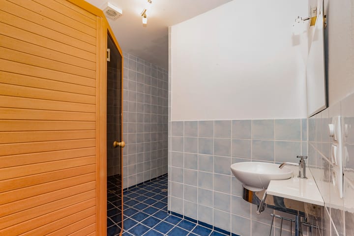 Foto 10 van Oost Buurtstraat 6-E