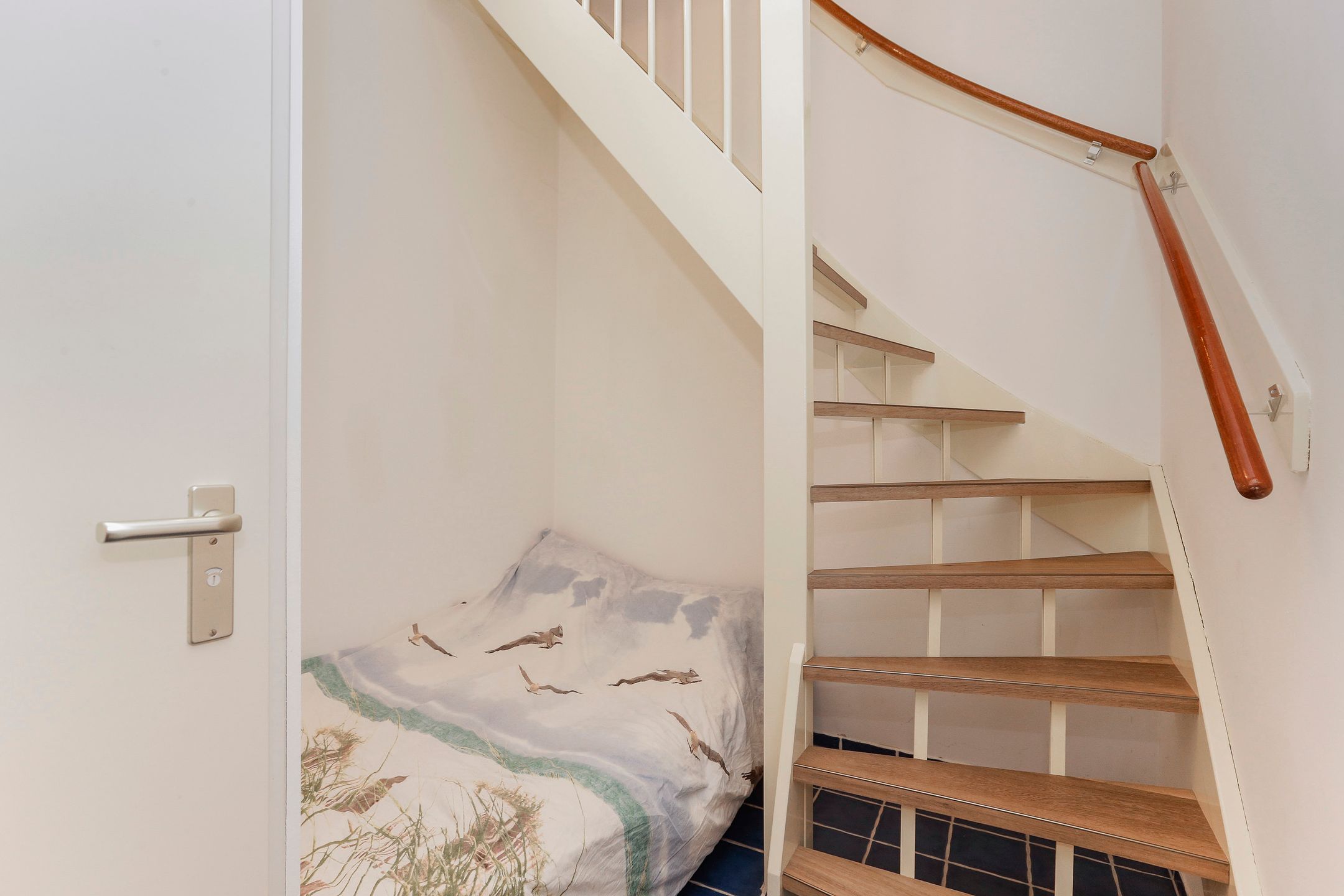 Foto 9 van Oost Buurtstraat 6-E