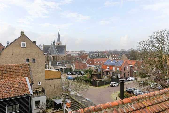 Bekijk foto 45 van Oost Buurtstraat 6-E