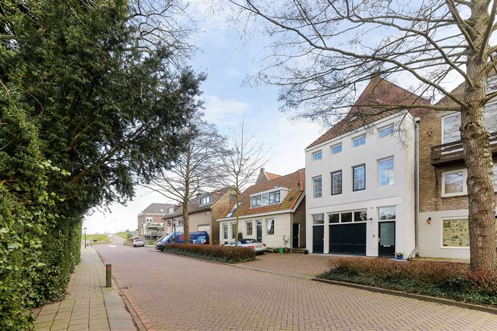 Bekijk foto 47 van Oost Buurtstraat 6-E