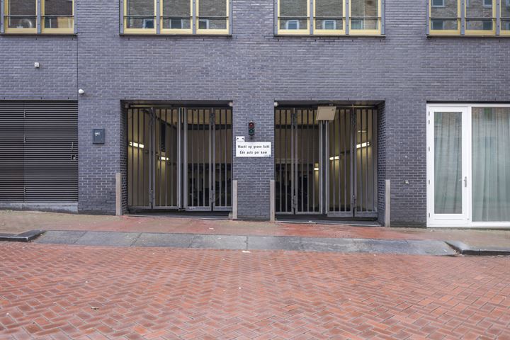 View photo 1 of Winthontstraat 1-P450