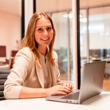 Kim Lochtenbergh - NVM Register Makelaar