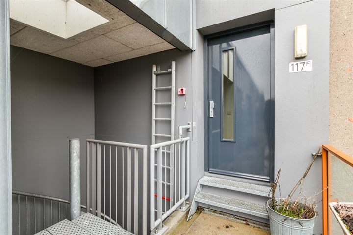 Bekijk foto 17 van Lutmastraat 117-F