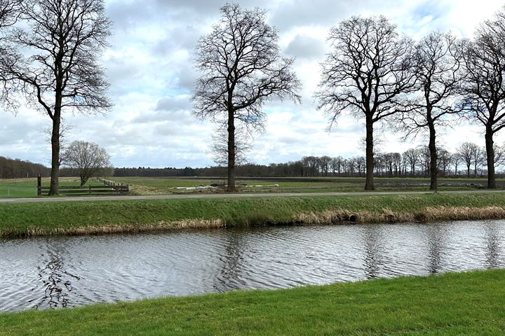 Bekijk foto 21 van Veldweg 8