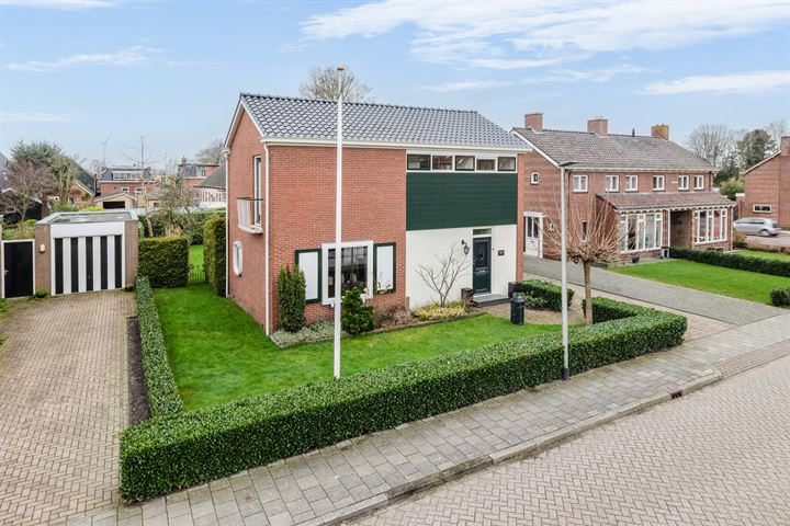 Bekijk foto 9 van Meidoornstraat 46